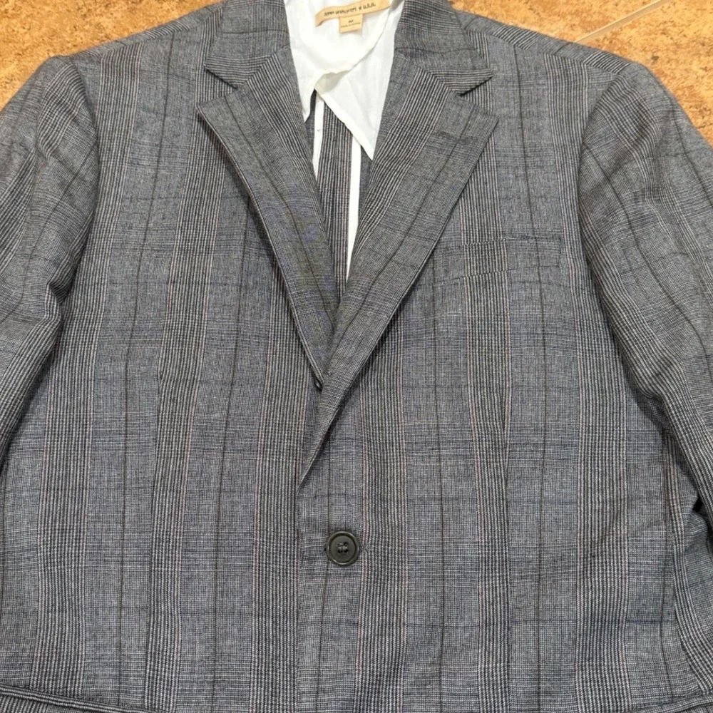 John Varvatos USA Mens Grey Plaid Blazer Sport Coat Sz 40 Versatile Work Casual